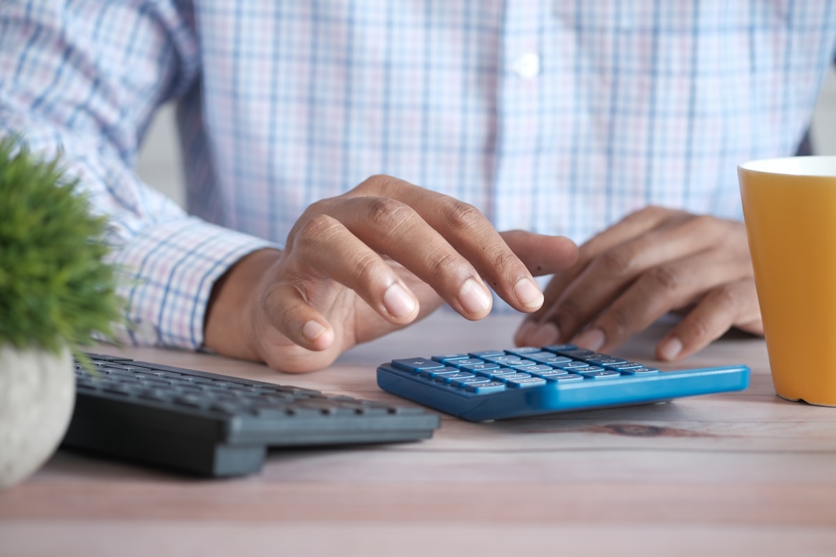 Early loan payoff savings calculator