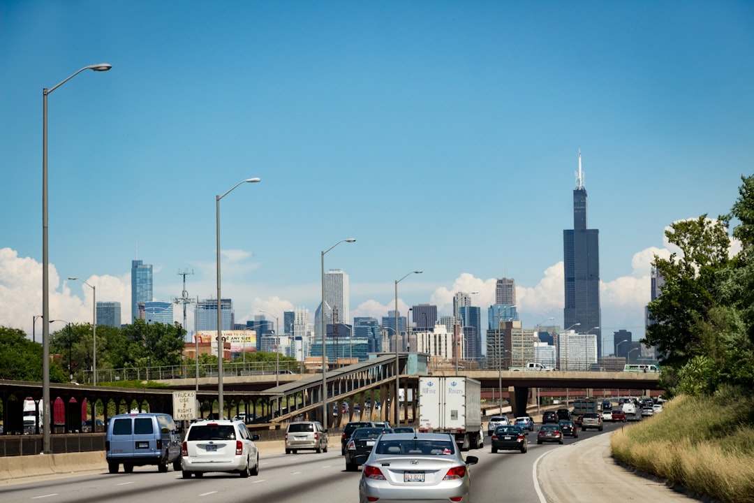 Illinois Vehicle Registration Fees & Late Penalties 2026